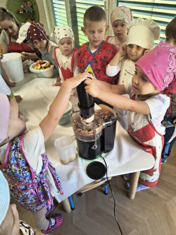 7b5faa3b-2c88-49f7-8a03-4884adcc5bcd