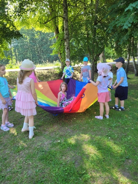 PIKNIK NA ZAKOŃCZENIE EDUKACJI PRZEDSZKOLNEJ